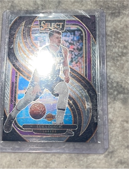2024 Panini Select Premier Level Luka Doncic — front