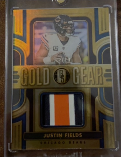 2023 Panini Gold Standard #GG-JF Justin Fields — front