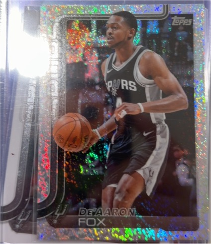 2025-26 Topps #196 De'Aaron Fox — front