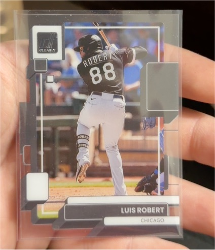 2022 Panini Chronicles Clearly Donruss #30 Luis Robert — front