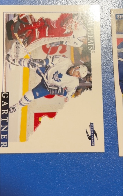 1995-96 Score #204 Mike Gartner — front