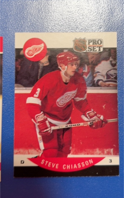 1990-91 Pro Set #69 Steve Chiasson — front