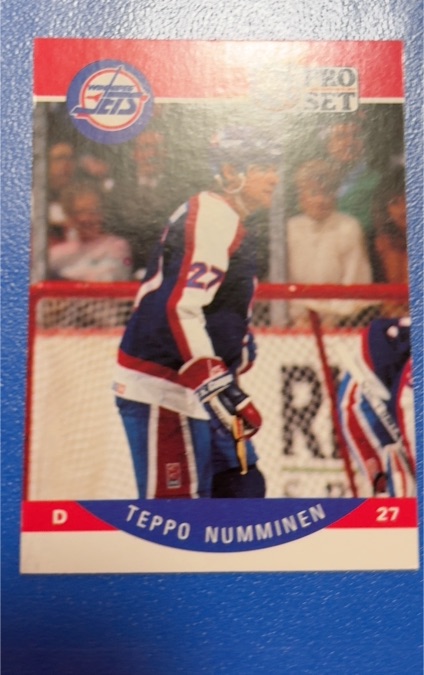 1990-91 Pro Set #334 Teppo Numminen — front