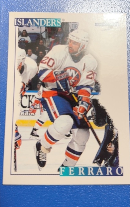 1995-96 Score #66 Ray Ferraro — front