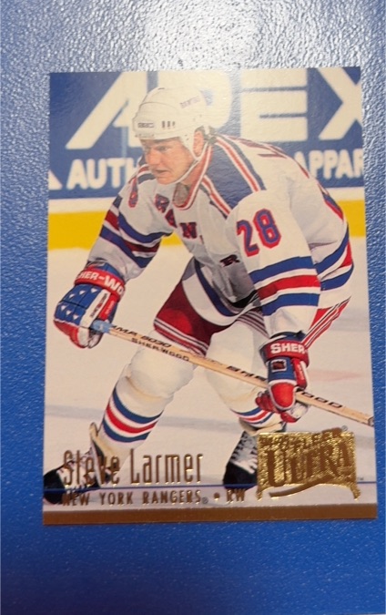 1994-95 Fleer Ultra #138 Steve Larmer — front