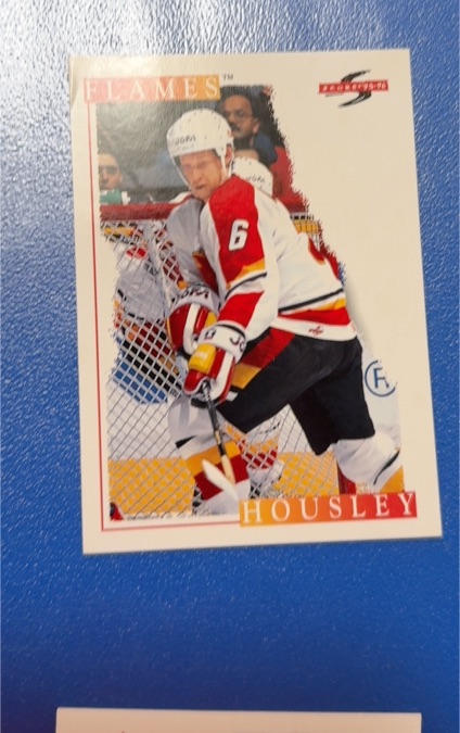 1992 Score #164 Housley — front