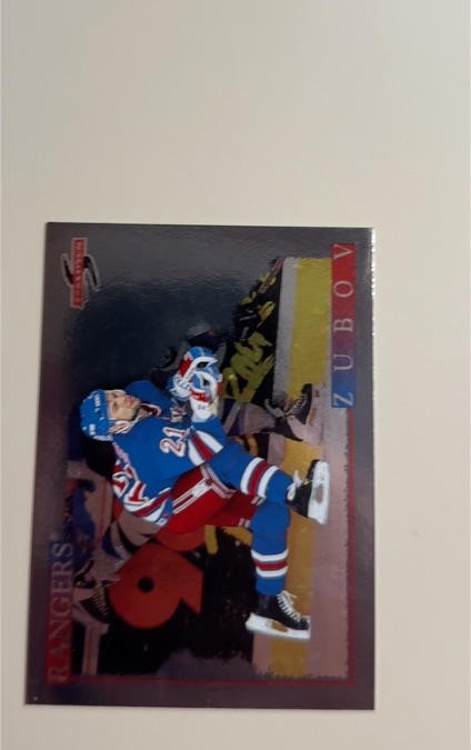 1997-98 Score Ice Hockey #34 John Vanbiesbrouck — front
