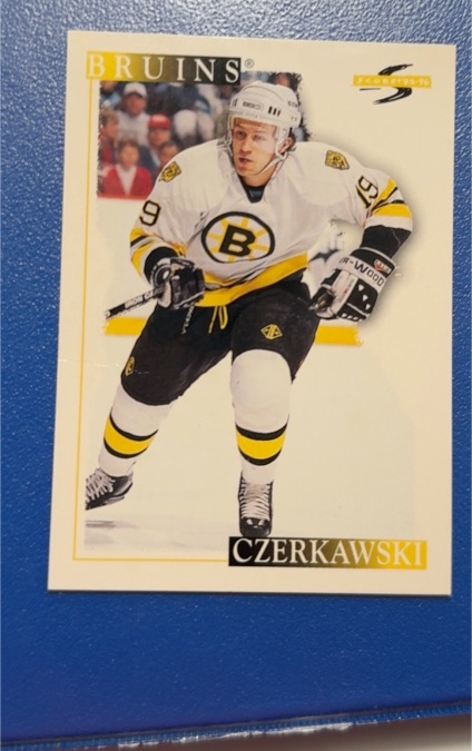 1995-96 Score #143 Mariusz Czerkawski — front