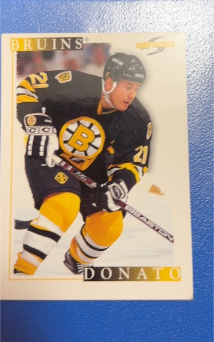 1995-96 Score #28 Ted Donato — front