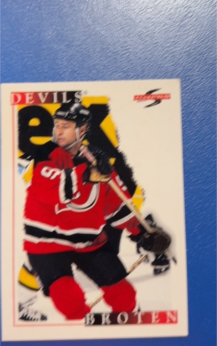 1995-96 Score #80 Brian Rolston — front