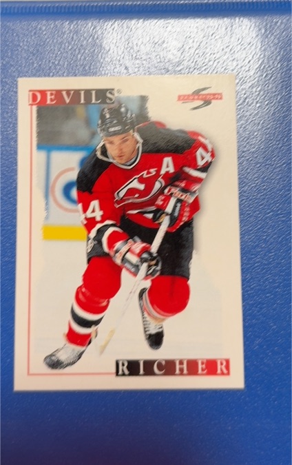 1991-92 Score #44 Stephane Richer — front