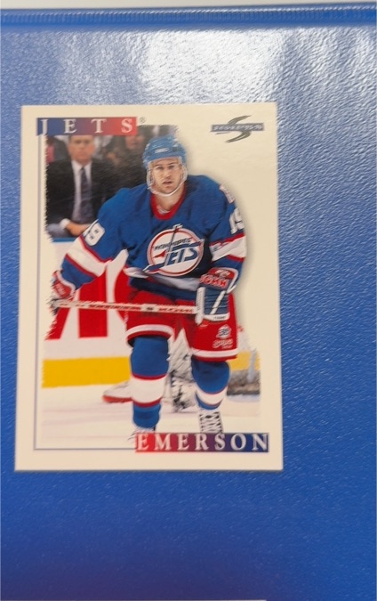 1995-96 Score #259 Nelson Emerson — front
