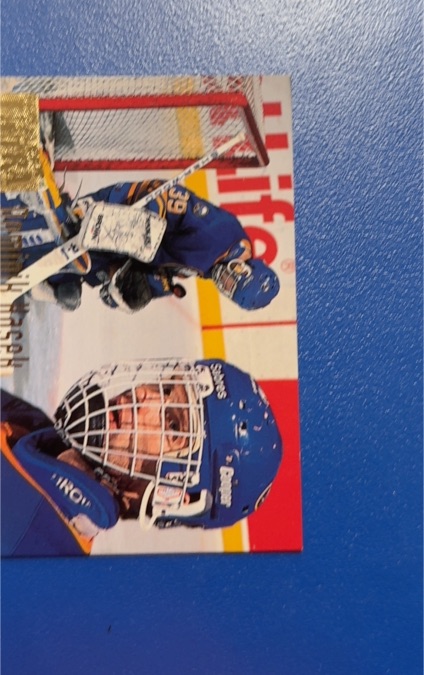 1994-95 Fleer Ultra #22 Dominik Hasek — front
