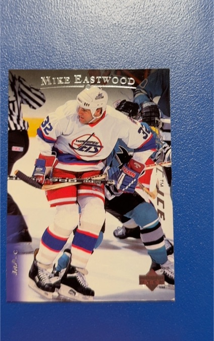 1995-96 Upper Deck #292 Mike Eastwood — front
