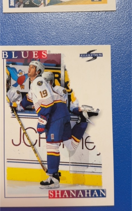 1995-96 Score #196 Brendan Shanahan — front