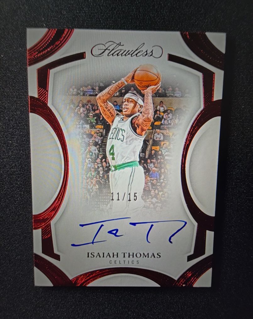 2016 Panini Flawless #11 Isaiah Thomas — front