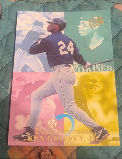 1993 Fleer Ultra Performers #3 Ken Griffey Jr. — front