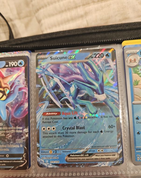 2023 Pokémon TCG Classic Collection #010 Suicune ex — front