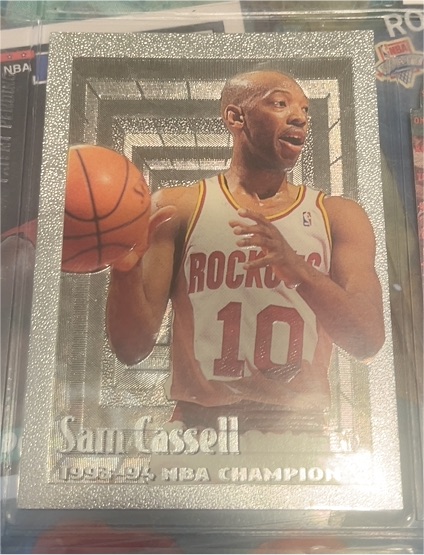 1994-95 Topps Embossed #35 Sam Cassell — front