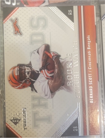 2009 SP Threads #28 Bernard Scott Rookie Future Watch — front