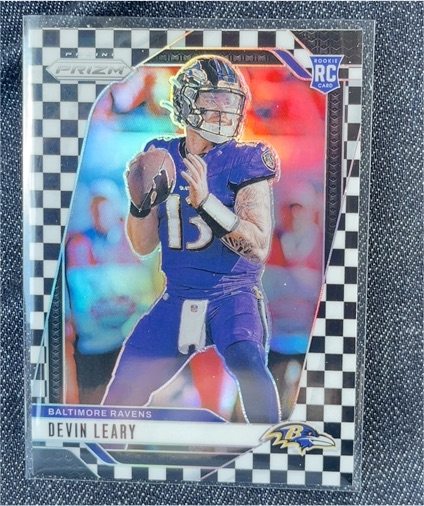 2024 Panini Prizm #327 Devin Leary — front