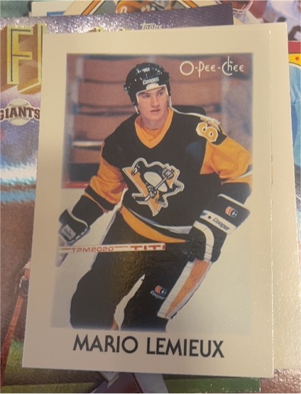 1987-88 O-Pee-Chee Mini #23 Mario Lemieux — front