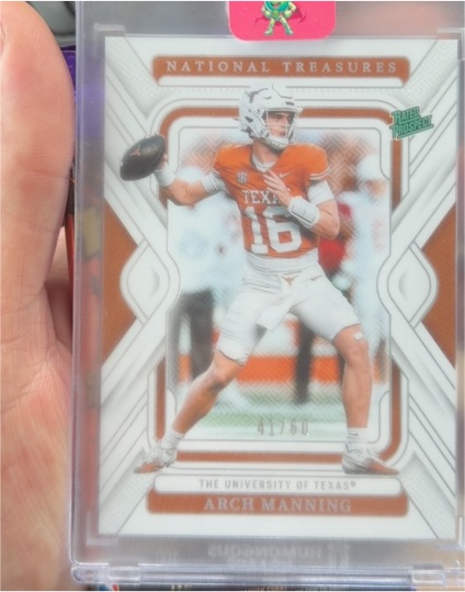 2025 Panini National Treasures Collegiate #16 Arch Manning — front