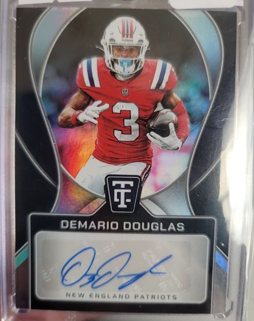 2024 Panini Totally Certified Signatures #SIG-DD Demario Douglas — front