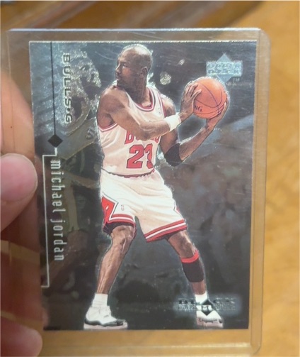 1998-99 Upper Deck Black Diamond #10 Michael Jordan — front