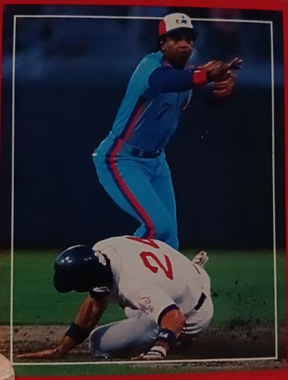 1988 Score #305 Hubie Brooks Montreal Expos — front