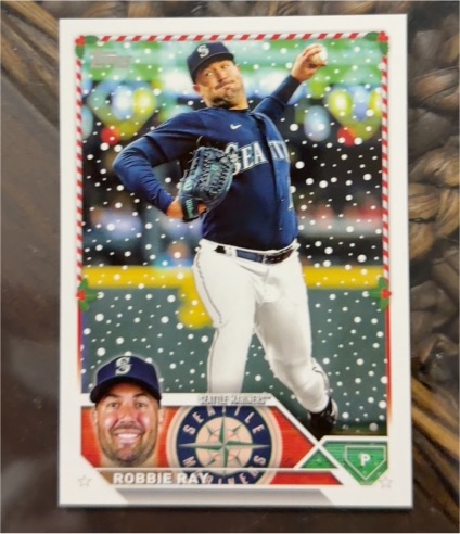 2023 Topps Holiday #H2 Robbie Ray — front