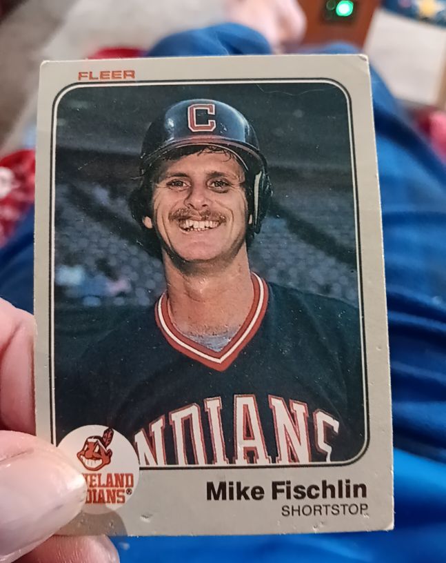 1983 Fleer #407 Mike Fischlin — front