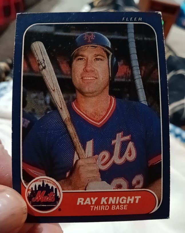 1986 Fleer #86 Ray Knight — front