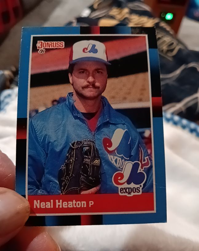 1988 Donruss #134 Neal Heaton — front