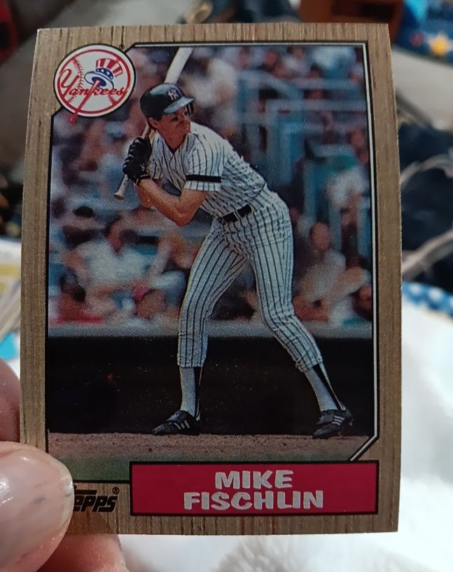 1987 Topps #135 Mike Fischlin — front