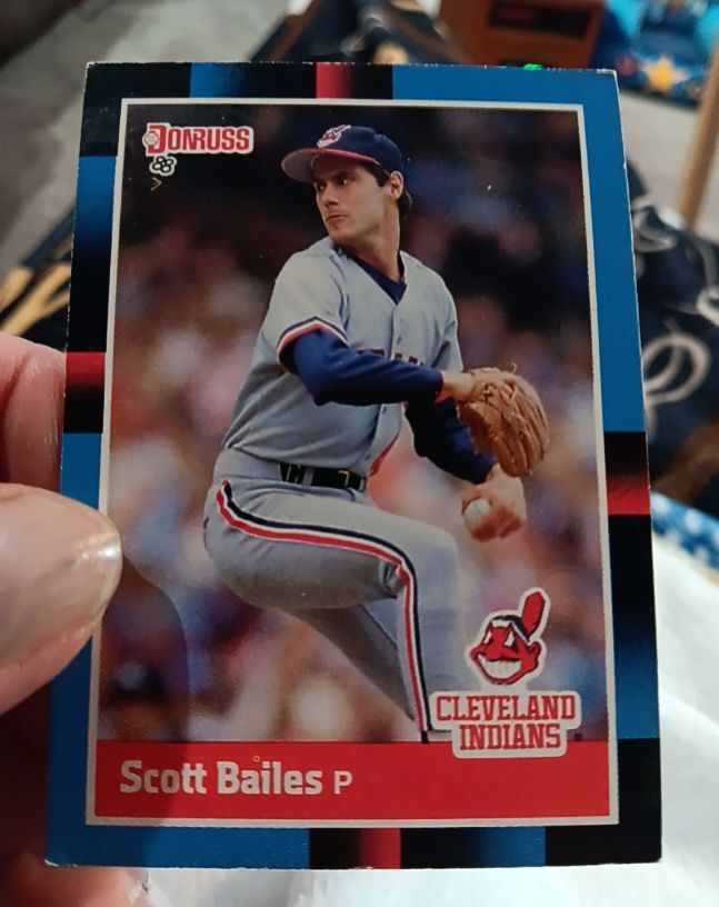 1988 Donruss #104 Scott Bailes — front