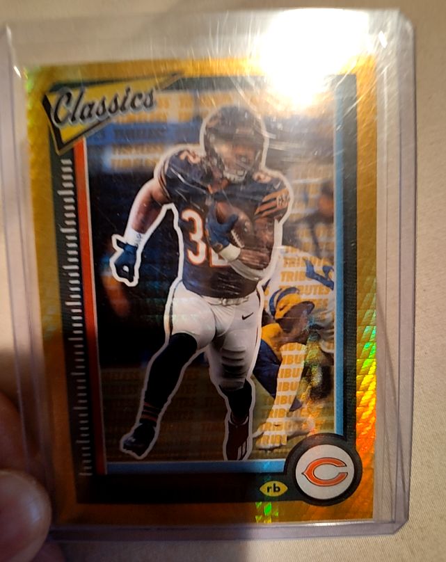2022 Panini Classics Timeless Tributes Premium Edition Gold #A7 David Montgomery — front