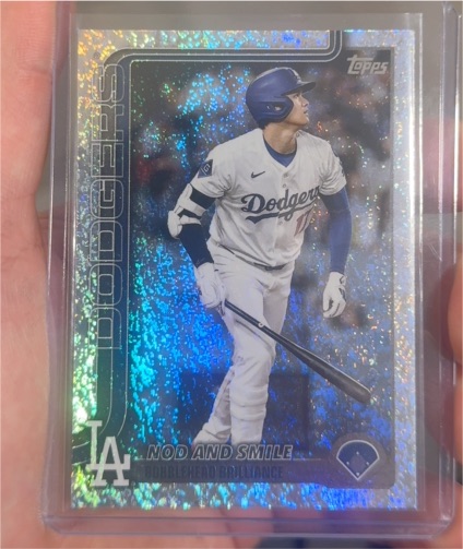 2025 Topps Update #US84 Shohei Ohtani Nod and Smile — front