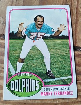 1976 Topps #194 Manny Fernandez — front
