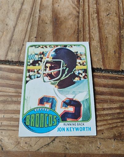 1976 Topps #367 Jon Keyworth — front