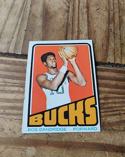 1972 Topps Basketball #42 Bob Dandridge — front