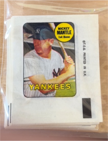 1969 Topps Decals #23 Mickey Mantle — front