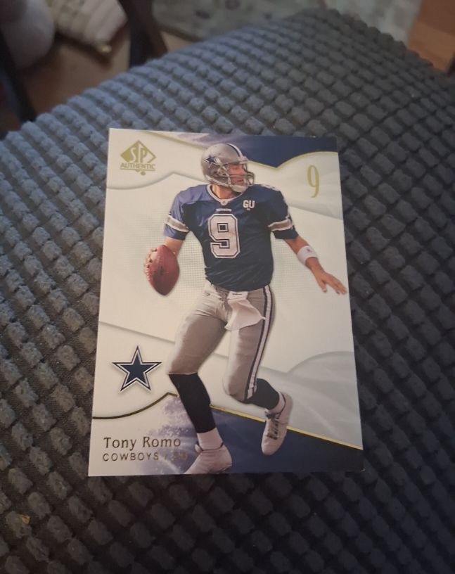 2009 Upper Deck SP Authentic #1 Tony Romo — front