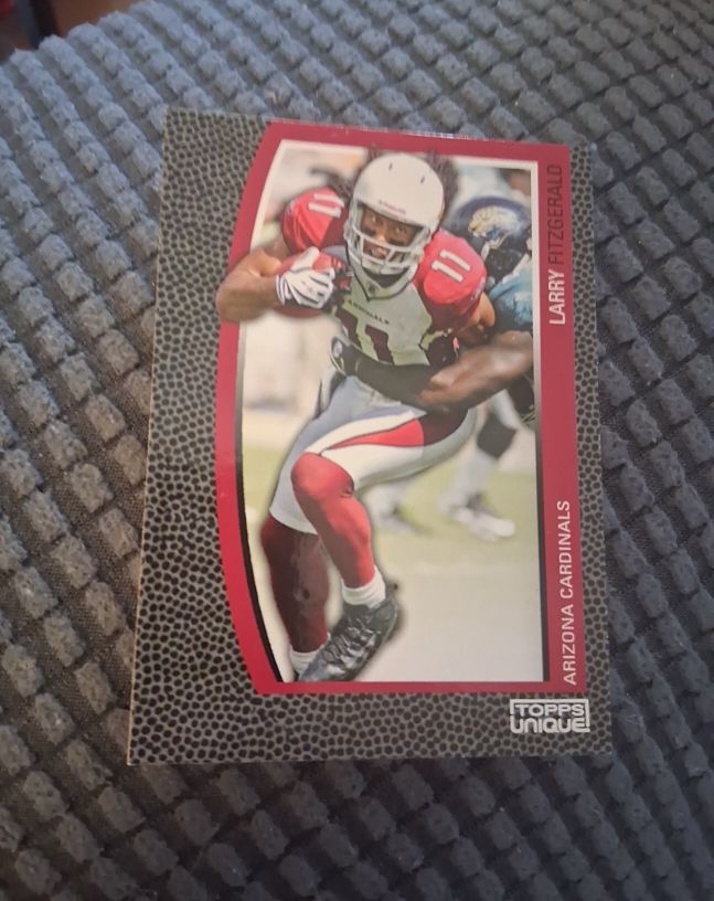 2009 Topps Unique Larry Fitzgerald — front