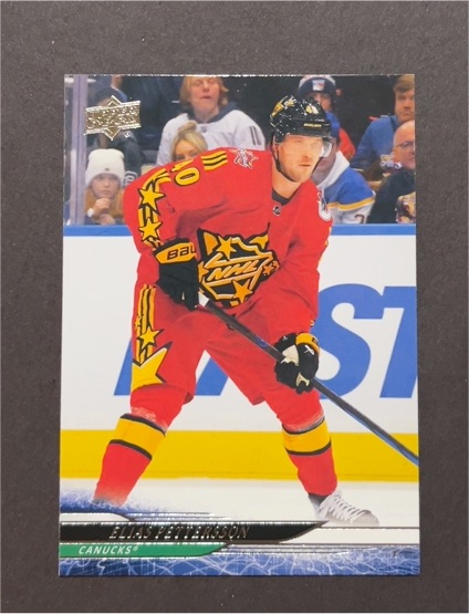2024-25 Upper Deck Extended Series #693 Elias Pettersson — front