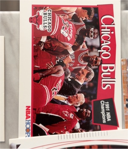 1991-92 NBA Hoops #277 Chicago Bulls Team Basketball Card — front