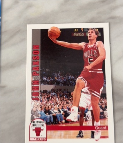 1992-93 Hoops #32 John Paxson — front
