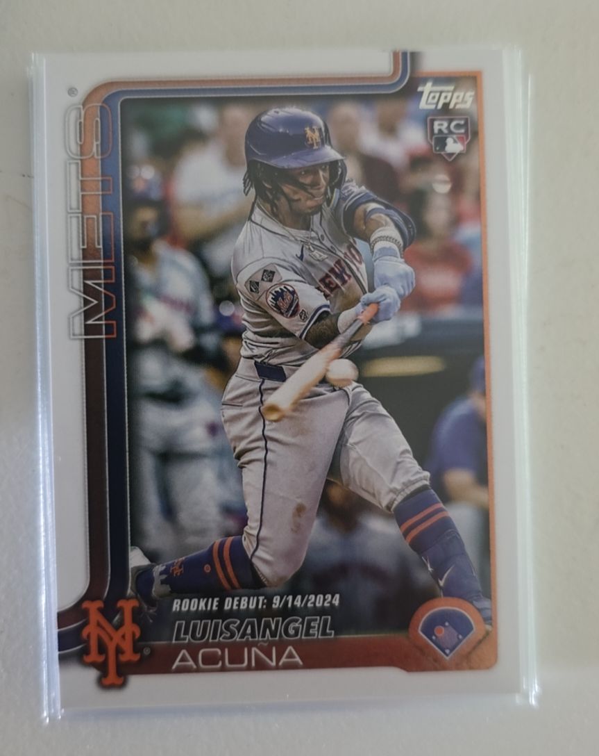 2025 Topps Update #US336 Luisangel Acuña — front