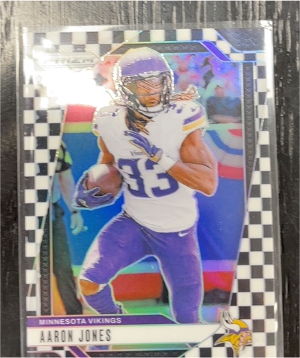 2024 Panini Prizm Black & White Checker Prizm #186 Aaron Jones — front