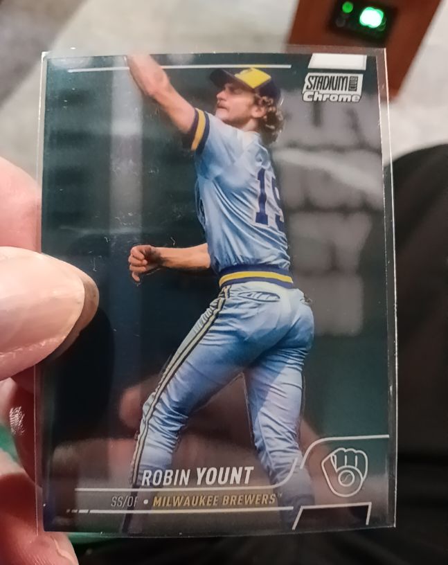 2022 Topps Stadium Club Chrome #268 Robin Yount — front